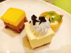 -湖景知味西餐厅•自助餐• 轻食(南京金茂威斯汀大酒店)