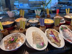 -帅巴人舅母子腊蹄民俗村