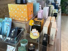 -抱抱地球咖啡馆(国家海洋博物馆店)