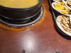 -菌之家·专业纯野生菌火锅·特色炒菌
