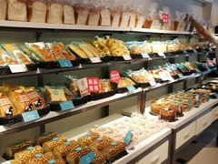 面包甜点陈列柜-罗莎蛋糕Rosa bread(四方坪店)