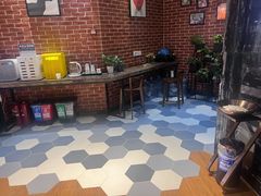 -艺漫酒店(苏州寒山寺狮山路地铁站店)