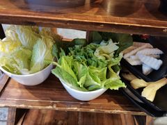 -老房老舍重庆火锅(假日城市店)