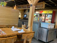 大堂-平娃三宝烧烤·面食(富丰桥店)