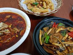 -胡子饮食店
