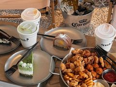 -J Create城市露营咖啡·简餐·宠物(上海动物园店)