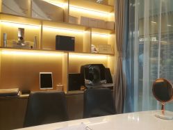 -香港倾城国际·美容美体中心