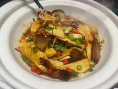 -三湘四水正宗湘菜(君峰路店)