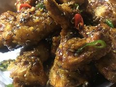 -BHC炸鸡(明洞总店)