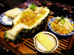 菠萝海鲜炒饭-小娘惹厨房Little Nyonya(狮城有约上榜店)