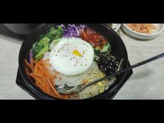 -拌来拌去石鍋拌飯(文鼎店)