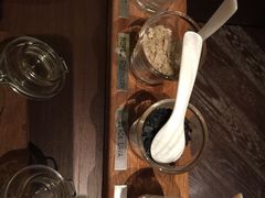 六种盐-恰餐厅及酒吧 CHAR Bar & Grill (北京丽都皇冠假日店)