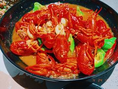 黄焖小龙虾-一棠龙虾(徐家汇城开YOYO店)