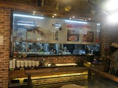 -洪氏嗨捞·广东猪肚鸡·椰子鸡火锅(西咸万象城店)