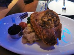 自酿啤酒脆皮烤猪肘-Ambra Haus琥珀屋精酿餐厅(宝山店)