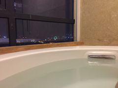 -中山利和希尔顿酒店
