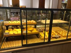 -顶东面包花园·生日蛋糕(世博店)