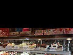 自助取餐区-85度C(上海广元店)