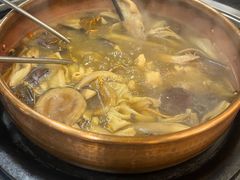 -阿山卓·野生菌火锅·纳西火塘烤肉