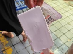 -赵一鸣零食(广州荔湾路店)