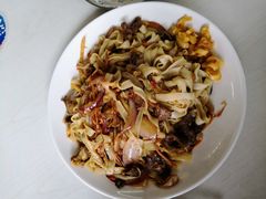 炒老友粉-水街美食城(泛宇邕江一品店)