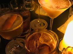 -DM Distiller & Mixologist Whisky Cocktail Bar