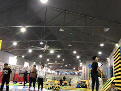 -Bounce Factory反弹工厂蹦床公园(群力店)
