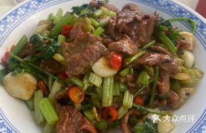 Stir-fried Pepper and Pig Skin