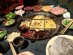 -红板凳火锅·20年老字号