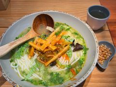 -百春原湖南牛肉粉(百联世纪店)
