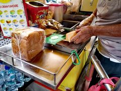 -詹爷爷乌节路街头冰淇淋