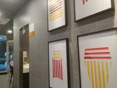 -麦当劳(轻轨曹杨路店)