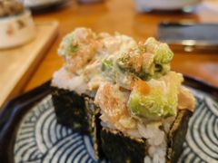 -鸿通城购物中心