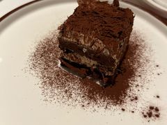 -爱丽丝牛排西餐厅(光谷步行街店)