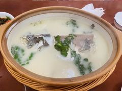 -天目湖刘老四农庄