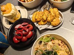 -W COLLECTIVE  DESSERT SHOP