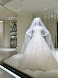 -MANLI BRIDAL婚纱