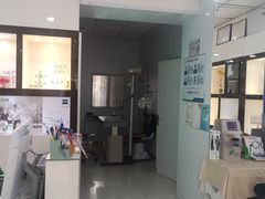 -爱视眼镜(贵州路店)