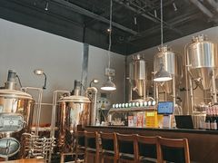 -HUZI虎滋精酿餐吧(京西大悦城店)