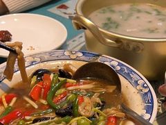 花生萝卜羹-百味地锅鸡(财校分店)