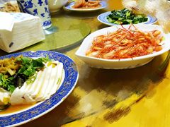-云河农家乐饭店(福禄缘树山店)
