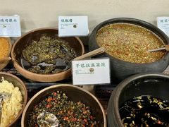 -阿山卓·野生菌火锅·纳西火塘烤肉