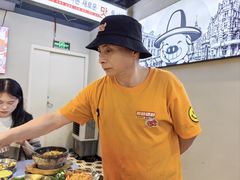 -哈哈碳都·牛肋条无限自助烤肉(宝龙店)