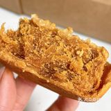 谁能拒绝肉松和咸蛋黄呢！