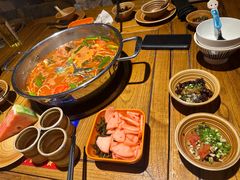 -快活林酸汤鱼鲜品火锅店(甲秀楼店)