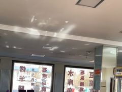 大堂-北京龙庆四季香农家饭庄·灶台鱼·碳烤虹鳟鱼(龙庆峡店)