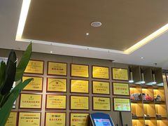 -金色印象·4K影院式足体养生(杨家坪西郊店)