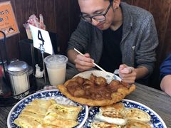 -车库美食餐厅