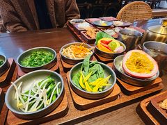 -银米·云南传统过桥米线(双廊黑金冠店)