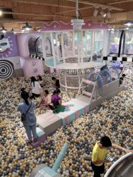 -多多淘儿童体验中心(重庆来福士店)